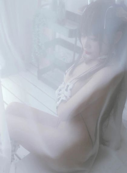 julia紧身裙女教师在线视频_蓝光迅雷电影在线