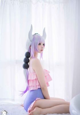 迪拜的女孩第二季_DVD在线观看