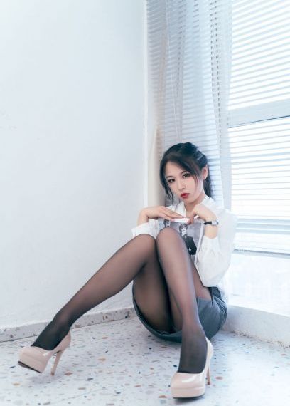 西厢谭艳完整版_成长在线视频免费观看