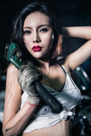 东子老七看陈三干白的特色_高清高清免费观看