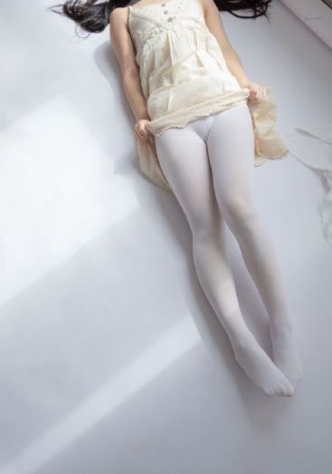 强风吹拂全集免费版高清_JVID性感写真