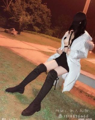 丰满双乳秘书被老板狂揉捏hd_1080神马在线观看
